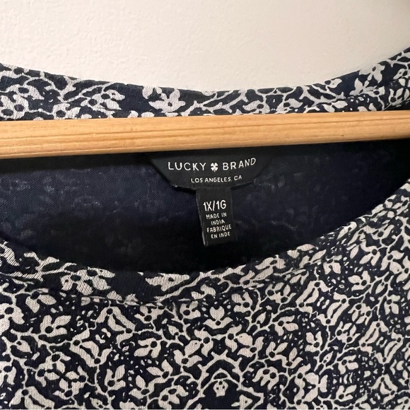 LUCKY BRAND Top Size 1X Paisley Blue cotton blend 3/4 Sleeve - Picture 3 of 13